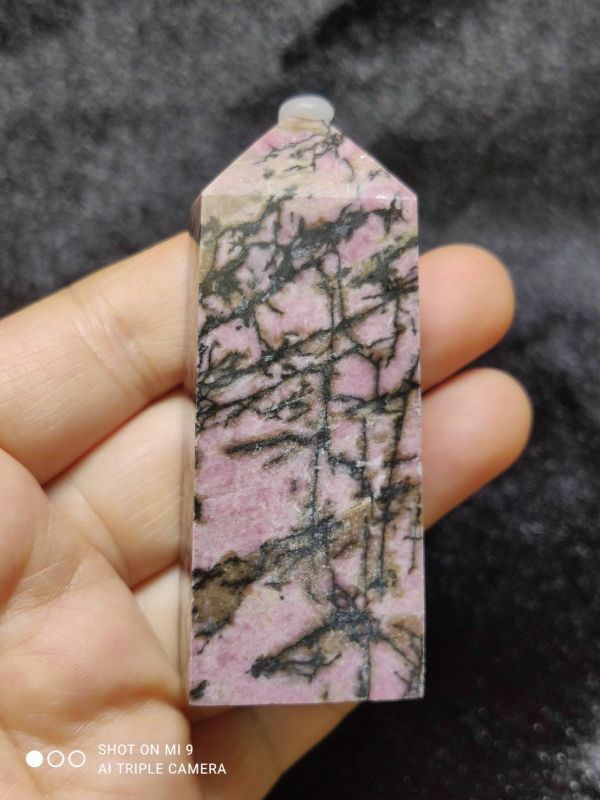 即決 ロードナイト 四角柱 原石 鑑賞石 原石 インテリア 置物 パワーストーン 薔薇輝石 Rhodonite P5