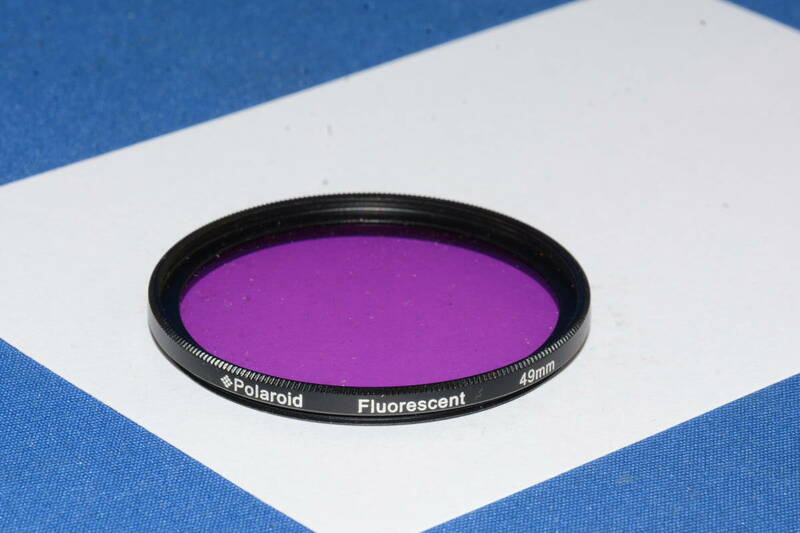 Polaroid Fluorescent 49mm (F223)　定形外郵便１２０円～