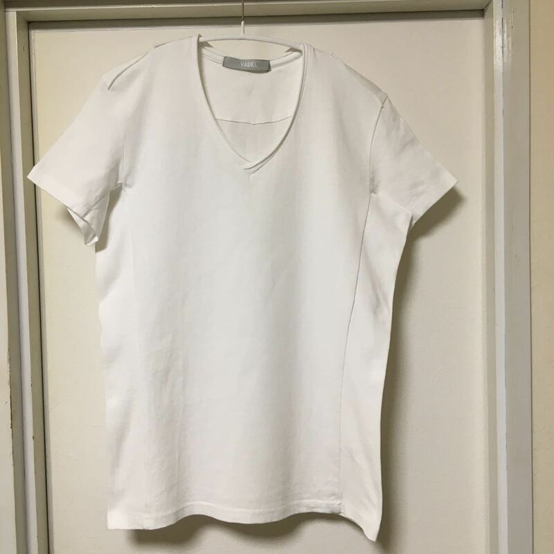 ◆【人気】VADEL バデル / ロールVネックTシャツ WHITE S size