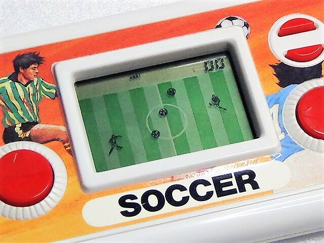 再値下 SOCCER サッカー レトロ ゲーム lsi lcd おもちゃ ビンテージ 電子ゲーム スポーツ