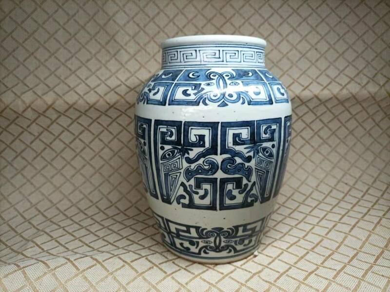 中国 唐物 古瓷 時代物 清代青花龍紋罐