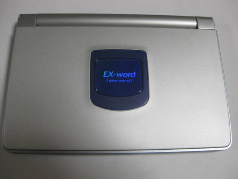 Casioの電子辞書、ＥＸ-word、XDーF3000、稼働確認済み、送料は210円のゆうパケット発送可能