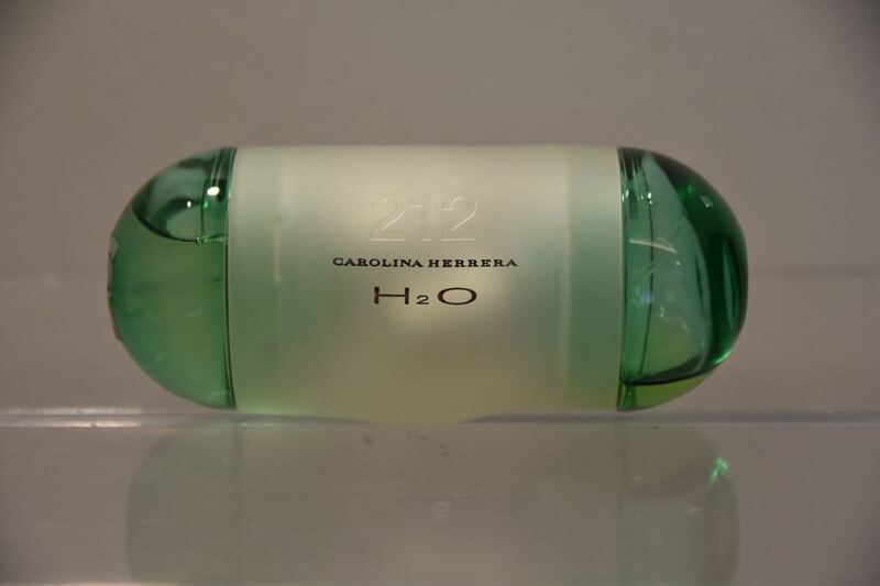 キャロライナ ヘレラ 212 H2O 30ml×2 香水 A37