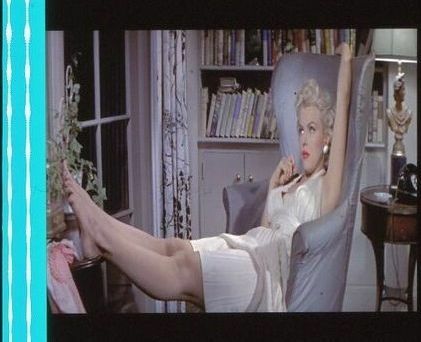 七年目の浮気 35mm映画フィルム 連続5コマ マリリン モンロー as ザ ガール Marilyn Monroe as The Girl ●THE SEVEN YEAR ITCH