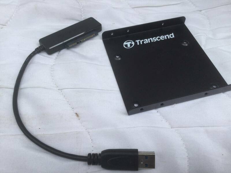 Transcend 変換マウンタとUSBアダプター