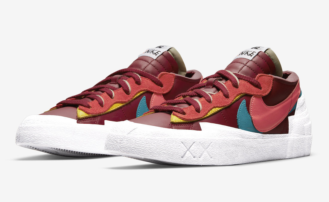 【新品未使用】28.5cm sacai × KAWS NIKE BLAZER LOW Team RED US10.5 ナイキ サカイ カウズ ブレーザー ロウ チーム　レッド　赤