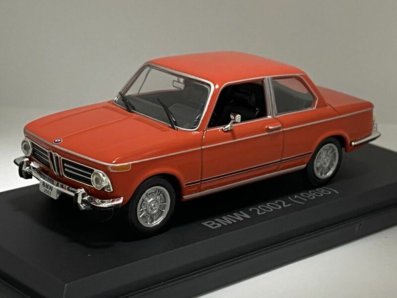 BMW 2002 ミニカー ノレブ 1/43