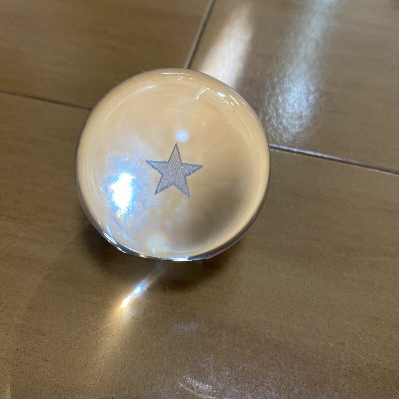 ☆ドラゴンボールのようなガラスの置物（ドラゴンボールではありません）レーザー彫刻　星　スター　インテリアに　USED☆