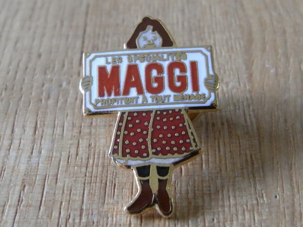 古い ピンバッジ : MAGGI マギー ネスレ 女の子 広告 ロゴ 人物 ピンズ #S