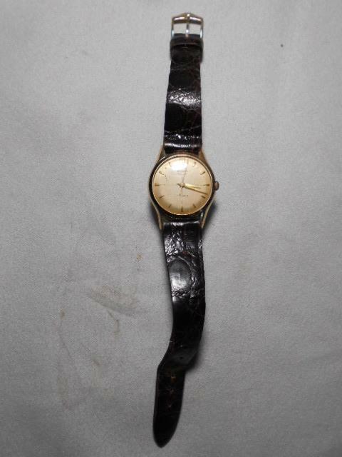 大雅堂290　 時代　スイス製　手巻き腕時計　エニカ　17TEWELS 可動品　本物保証　越前蔵うぶ出し