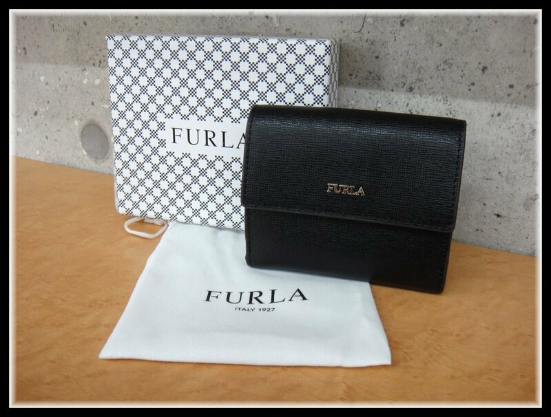 7351T【本物保証】 FURLA フルラ 二つ折り財布 コンパクトウォレット 黒 ブラック バビロン レザー 未使用品