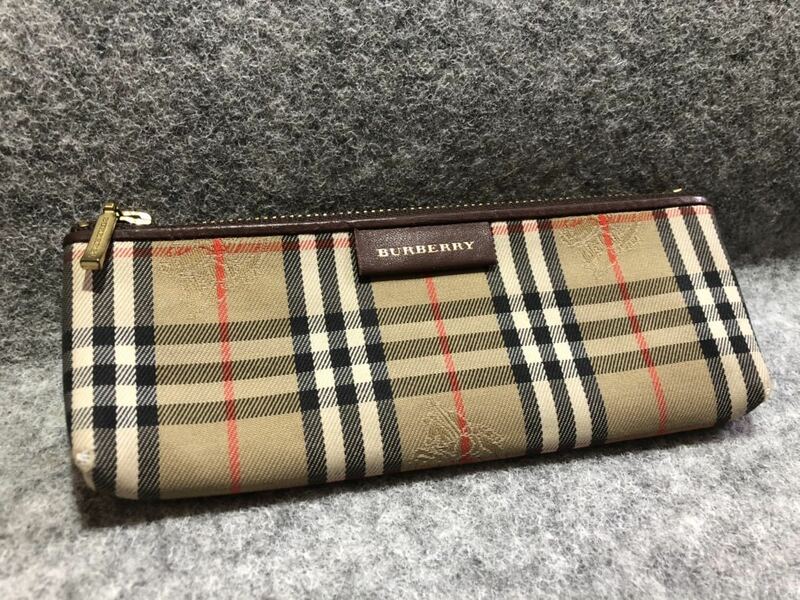 Burberry ペンケース