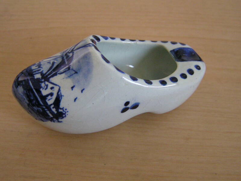 陶製 オランダ 木靴（サボ） 風車の絵柄 陶器の置物 飾り靴
