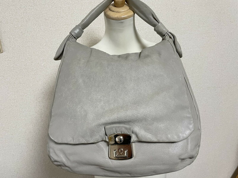 ●１３８０円スタートです●　MARC BY MARC JACOBS　マークバイマークジェイコブス　　レザーバッグ