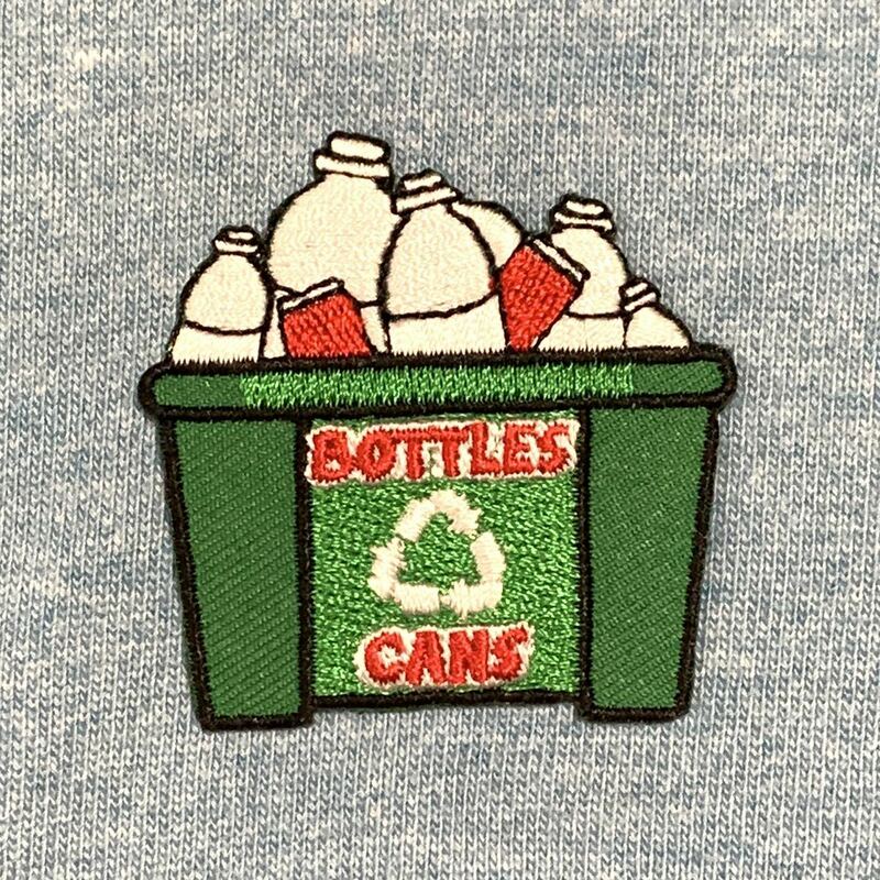 送料込み●BOTTLES & CANS 刺繍ワッペン リサイクル eco ペットボトル 空き缶 アイロンパッチ アメリカン ハンドメイド/リメイク素材SDGs