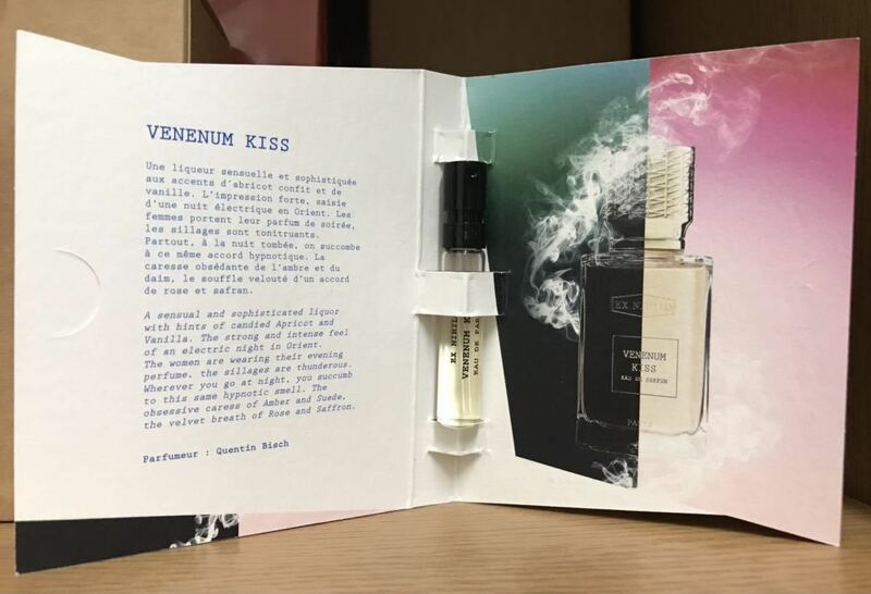 《送料無料》エクス ニヒロ ヴェネナム キス オードパルファン 2ml サンプル ※未使用※ EX NIHILO VENENUM KISS EDP