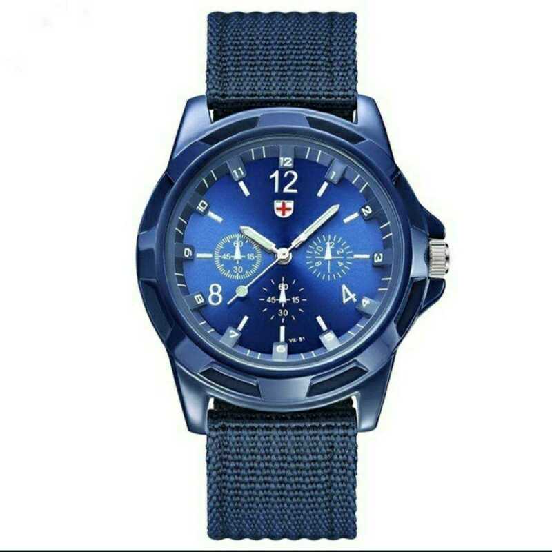 新品 　腕時計 　軍事モデル　 青　