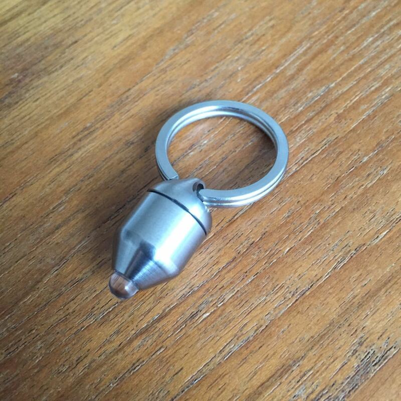 Tiny Keychain light 検)EDC everydaycarry titanium チタン チタニウム
