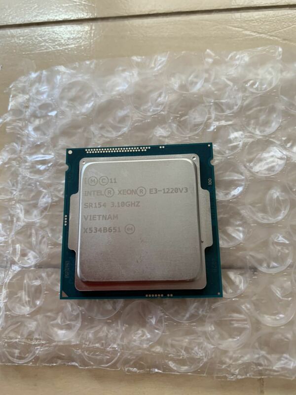 《作動品》★①★Intel Xeon E3-1220v3 SR154 3.10GHZ