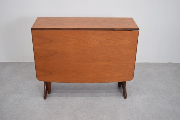 ★★★　E.GOMME社（G-plan）ゲートレッグテーブル　【手渡可能】★★★