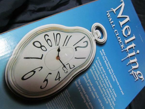 《送料無料！》◆溶ける時計 MeltingClock ダリ時計の記憶の固執