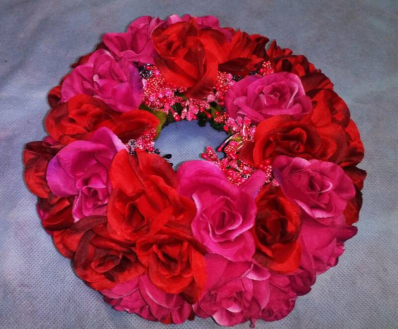 花：真紅 赤 薔薇 バラ フラワーリース ハンドメイド 直径約22㎝ 高さ10㎝ ボリューム 贈り物 インテリア 美品 IE2F/オクパナ