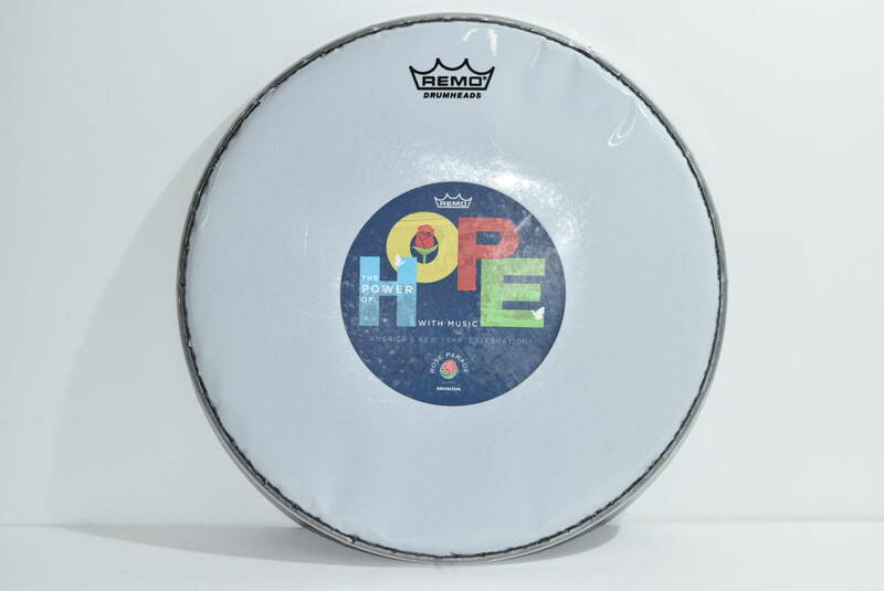 49M 【中古品】 REMO DRUMHEADS THE POWER OF HOPE WITH MUSIC 2020 HONDA ROSE PARADE ドラムヘッド レモ ホンダ