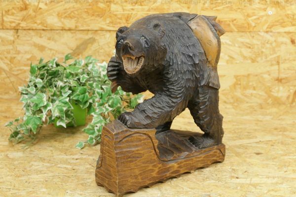 木彫り熊 背負鮭 民芸品