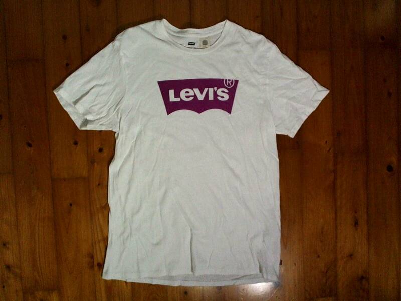 ★微難有☆リーバイス★Levi`s★ロゴプリント 半袖Ｔシャツ コットンTシャツ Ｌ 白　ホワイト　紫