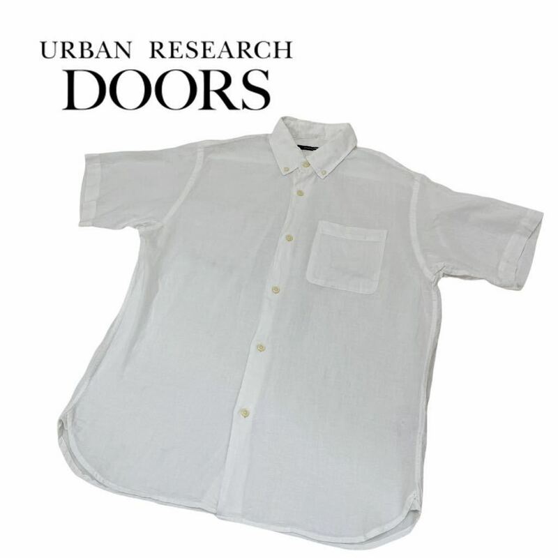 b84 URBAN RESEARCH DOORS アーバンリサーチドアーズ 半袖シャツ 半袖シャツ トップス ボタンダウン ホワイト サイズ40ワイシャツ メンズ