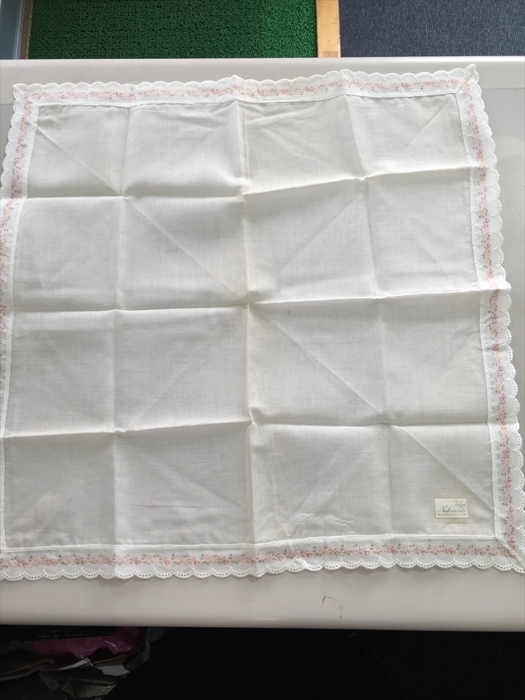 ハンカチ　ナカニシ　白無地　花柄レース(60サイズ)