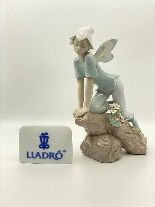 *＊ RARE レア ＊ LLADRO リャドロ ＊* PRINCE OF THE ELVES Figurine No. 7690 プリンスオブザーエルブズ フィギュリン *L50