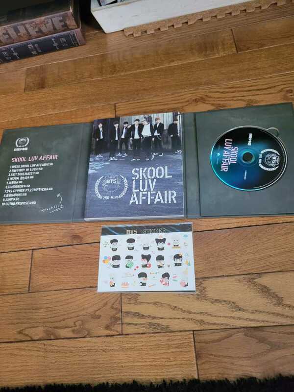 BTS SKOOL LUV AFFAIR アルバム ステッカー付き