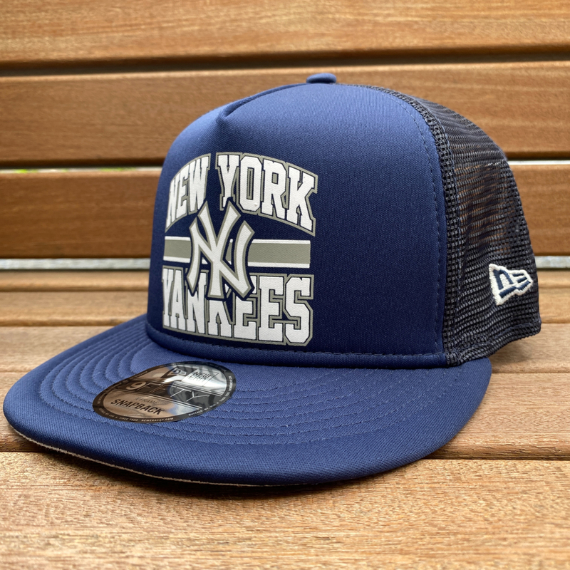 海外限定 NEWERA ニューエラ 9Fifty ロゴトラッカー スナップバックキャップ LogoTrucker メッシュ MLB ヤンキース NY Yankees 米国正規品