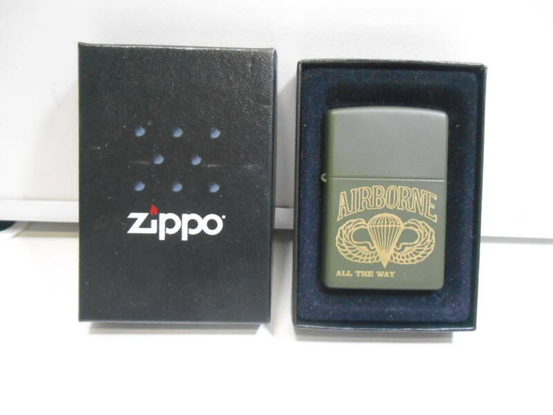 ZH3886【目だったキズ・汚れなし/箱付き】★zippo　AIRBORNE ALL THE WAY オイルライター BRADFOED.PA.