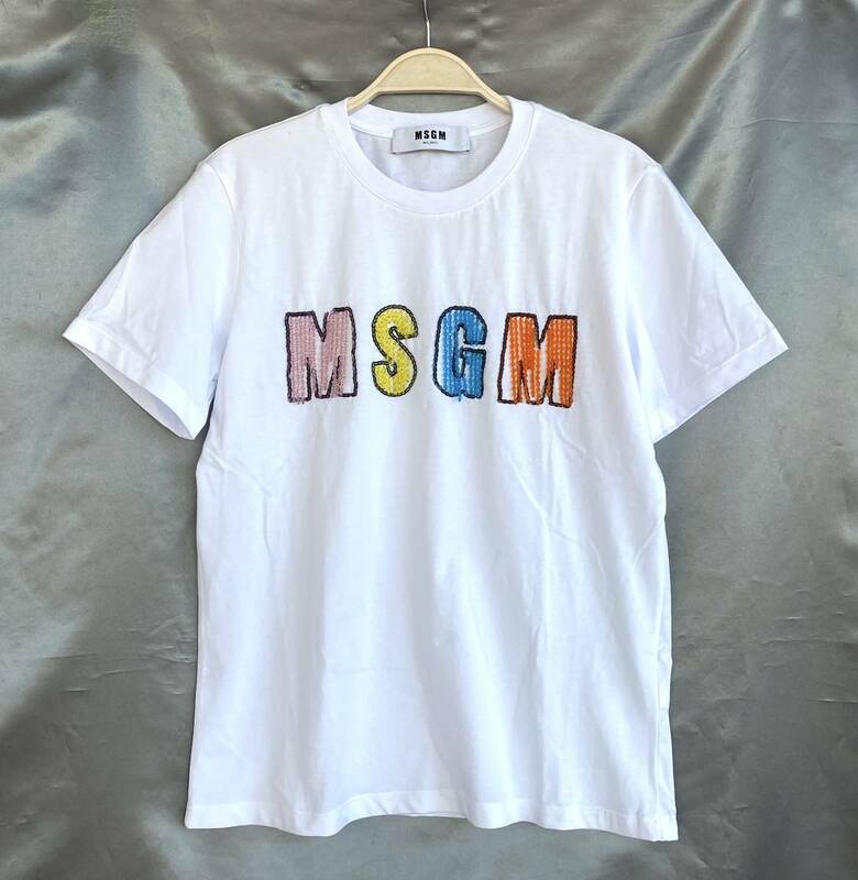 MSGM ビジュー ロゴ Tシャツ サイズ S 白 キラキラ動く 半袖 エムエスジーエム 丸首 カットソー イタリア製 スパンコール ビーズ E654