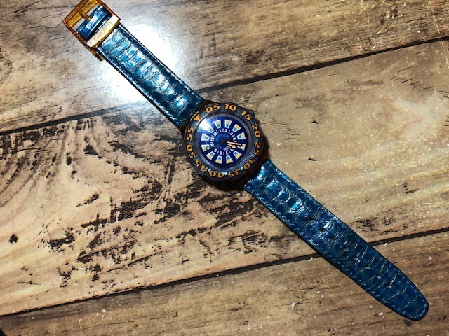 レア swatch スウォッチ SCUBA スキューバ 200 AG1993 ブルー 青 オレンジ クオーツ メンズサイズ 腕時計