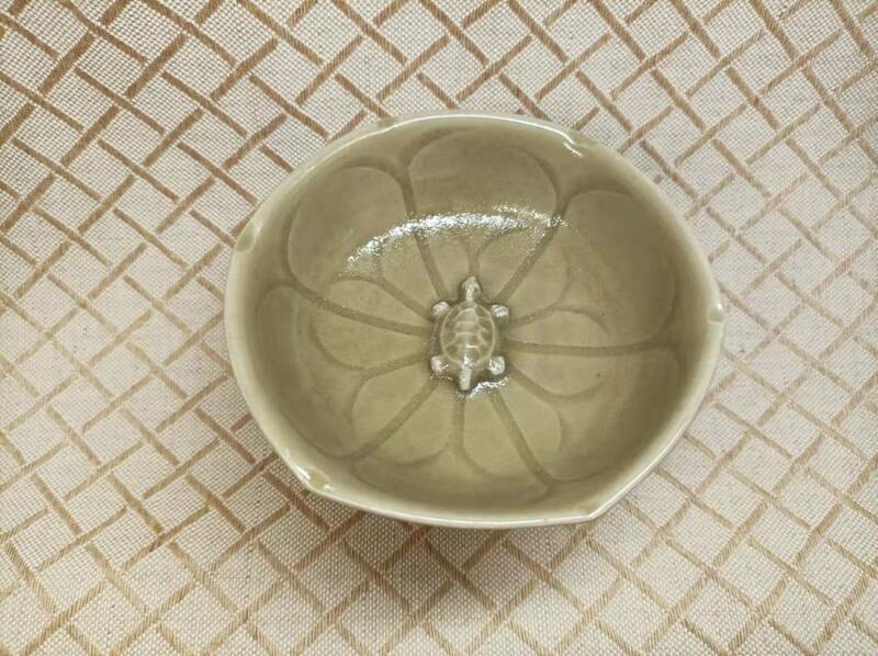 中国 唐物 古瓷 時代物 元代龍泉龜紋高足杯