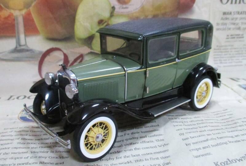 ★激レア絶版*フランクリンミント*1/24*1930 Ford Model A Tudor グレーグリーン/ブラック