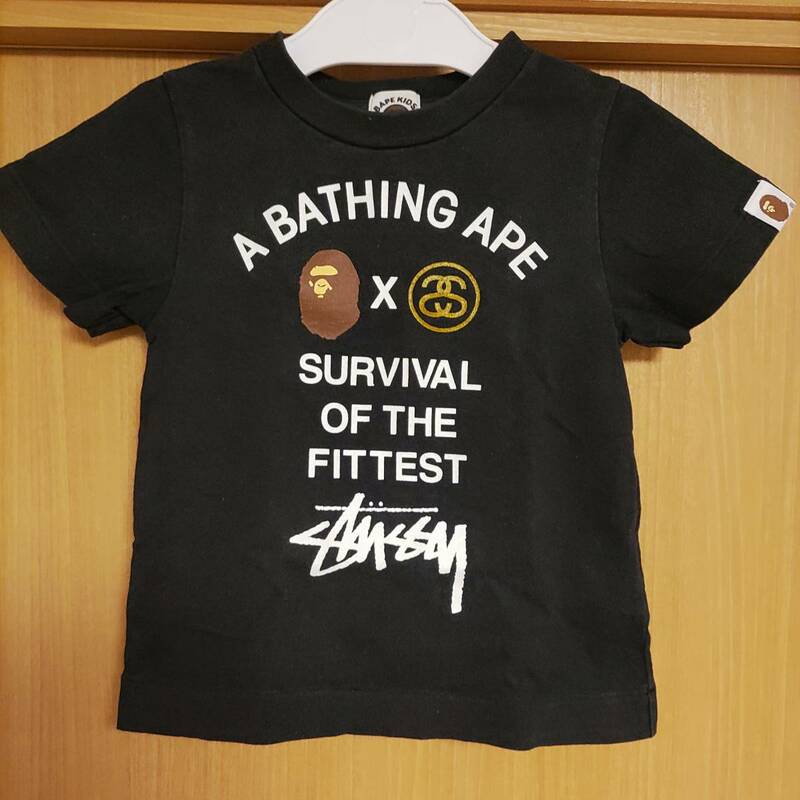 希少コラボ金タグ日本製☆ステューシー半袖TシャツS/90cmベイプBAPE KIDS黒BLACK白エイプA BATHING APEベイシングエイプSTUSSYキッズ男の子