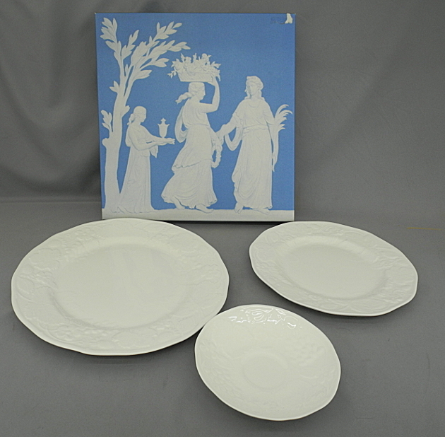 WEDGWOOD ウエッジウッド STRAWBERRY and VINE ストロベリー＆バイン　八角皿　お皿 3枚セット　未使用品　イギリス製