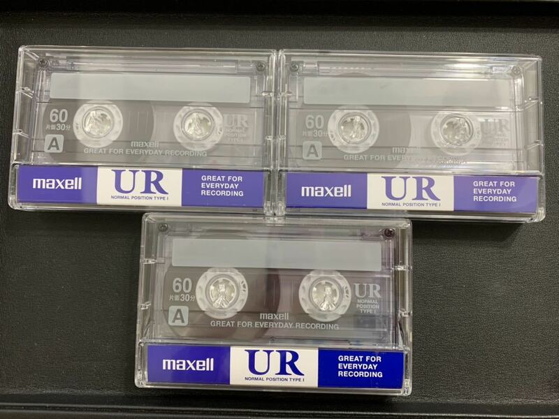 maxell カセットテープ 片面30分　未使用品　3本セットA(60サイズ)