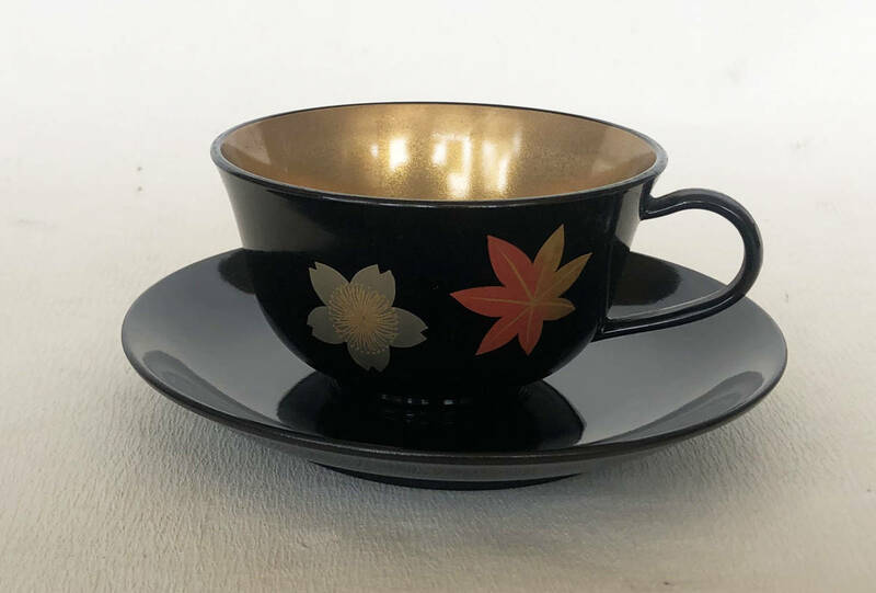 コーヒー碗皿 カップ＆ソーサー 春秋蒔絵黒内金 マグカップ 紅茶