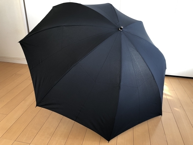 ☆新品☆紀尾井kioi×Lilycolor/折りたたみ傘雨傘/黒（内側江戸小紋柄）袋付き