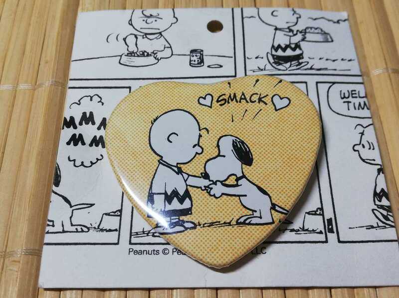 スヌーピー 缶バッチ ★ Peanuts SNOOPY