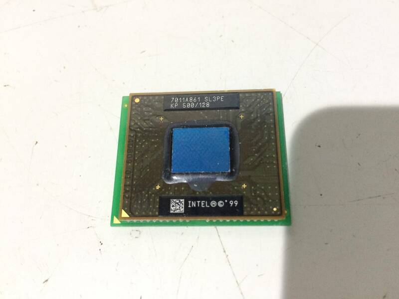 中古品 intel Mobile Celeron 500MHz L2:128KB FSB:100MHz 現状品③