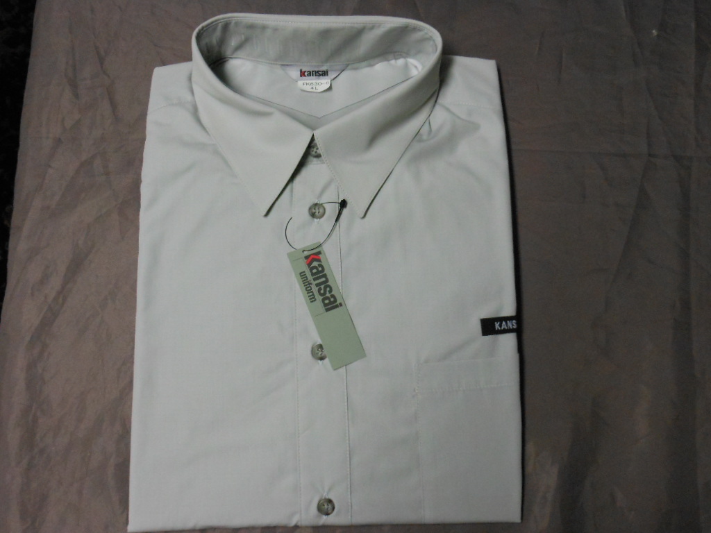 ☆新品☆カンサイ　Kansai　 ライトグレー半袖シャツ 　４L 　クールビズ　即日発送