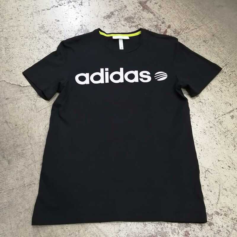 adidas　アディダス　半袖　tシャツ　s 黒八f1 ロゴ