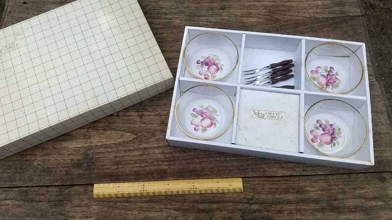 昭和レトロ 硝子製 デザート皿 4個 柄