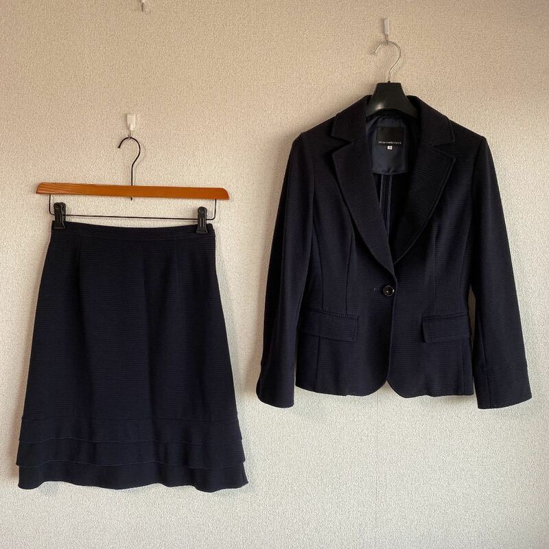 【極美】クリアインプレッション スカートスーツ 2 W64 濃紺 DMW